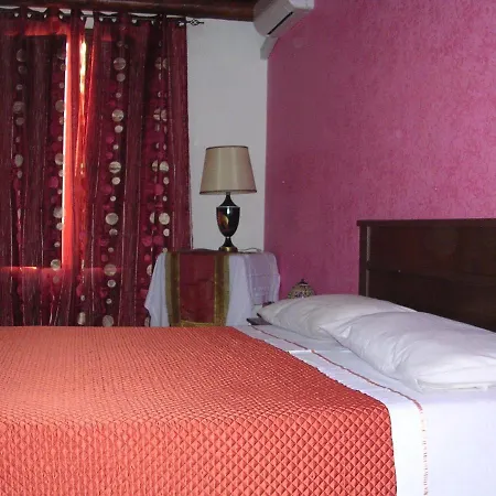 Hotel Il Mirto E La Rosa