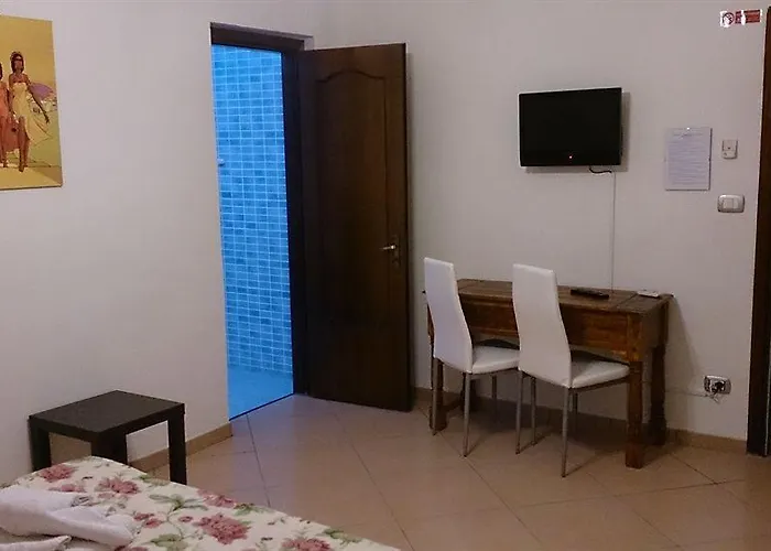 Il Mirto E La Rosa Otel 3*