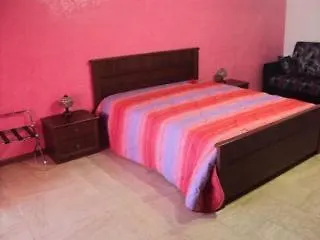 Il Mirto E La Rosa Otel