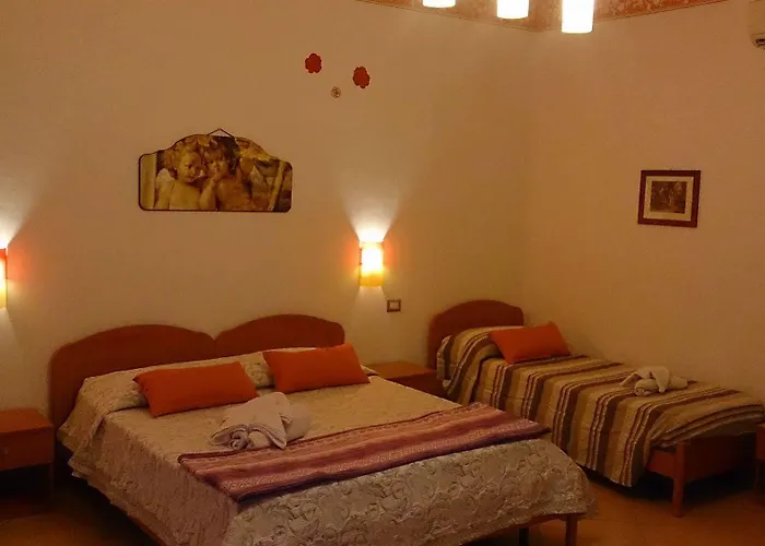 Il Mirto E La Rosa Otel