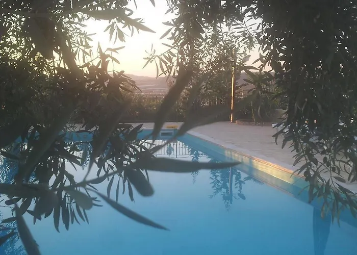 Hotell Il Mirto E La Rosa 3*