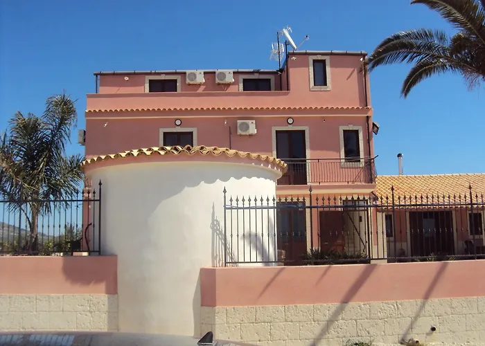 Il Mirto E La Rosa 3*